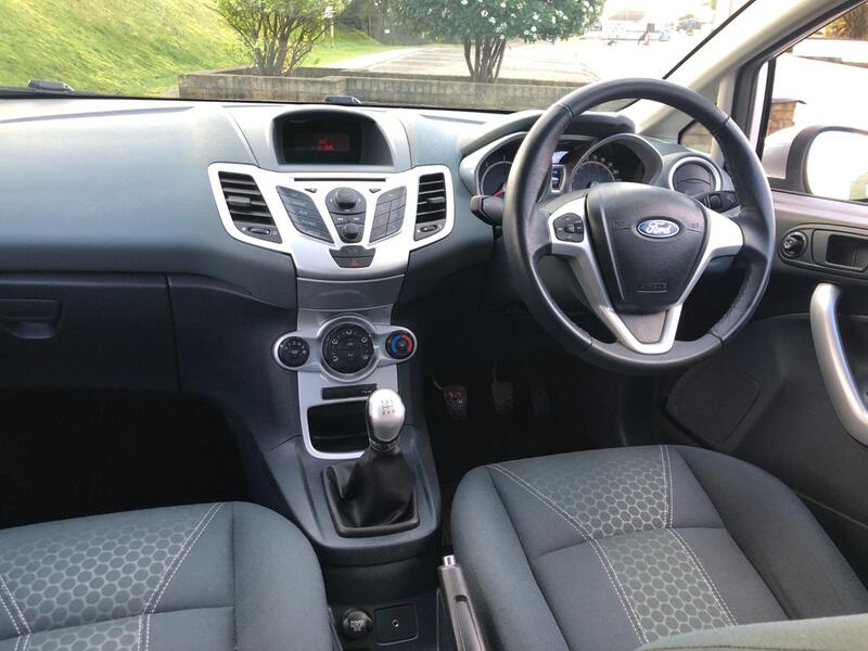 FORD FIESTA
