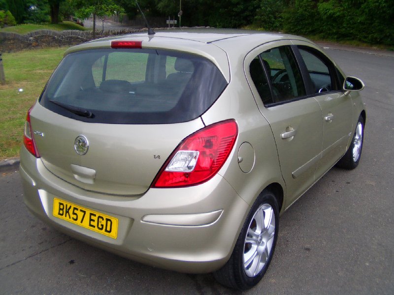 VAUXHALL CORSA