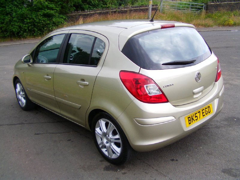 VAUXHALL CORSA