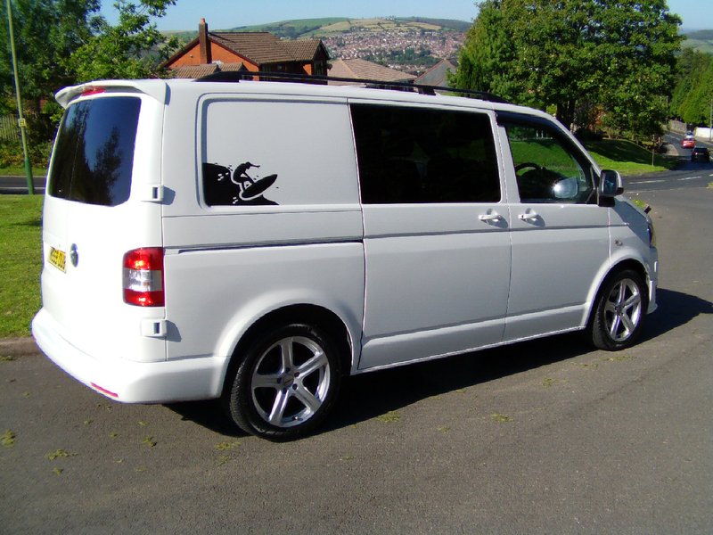 VOLKSWAGEN TRANSPORTER