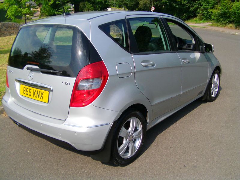 MERCEDES-BENZ A CLASS