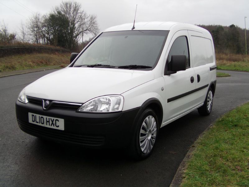 VAUXHALL COMBO