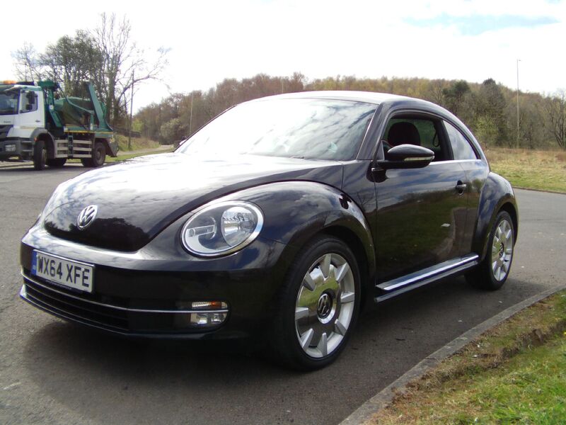 VOLKSWAGEN BEETLE