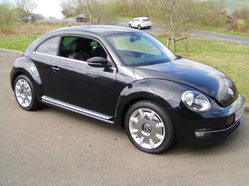 VOLKSWAGEN BEETLE