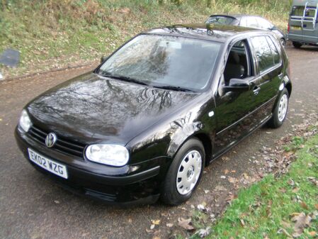 VOLKSWAGEN GOLF S