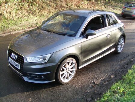 AUDI A1 1.4 TFSI S LINE