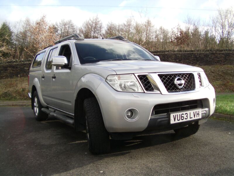 NISSAN NAVARA