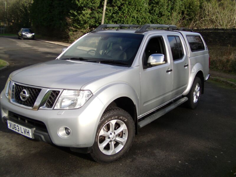 NISSAN NAVARA