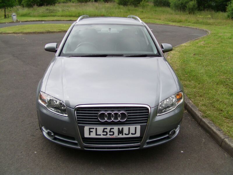 AUDI A4 AVANT