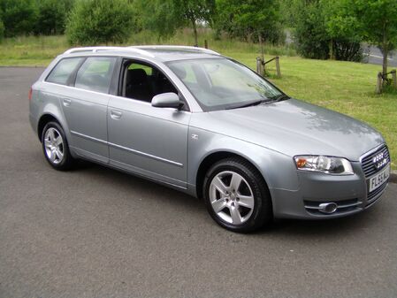 AUDI A4 AVANT ESTATE TDI SE 140