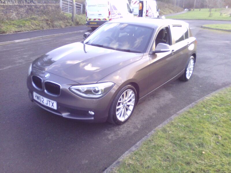 BMW 1 SERIES