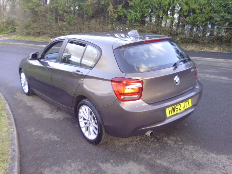 BMW 1 SERIES