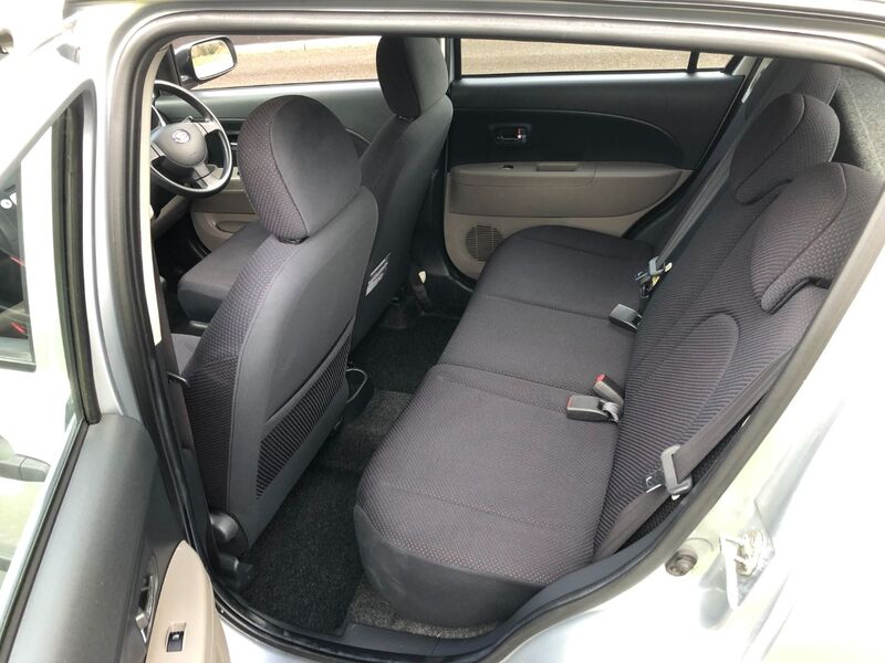 DAIHATSU SIRION