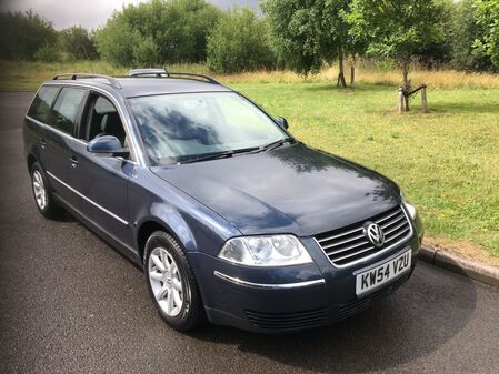 VOLKSWAGEN PASSAT HIGHLINE TDI 130BHP