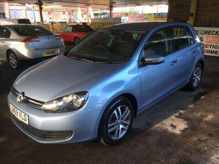 VOLKSWAGEN GOLF 1.6 TDI SE